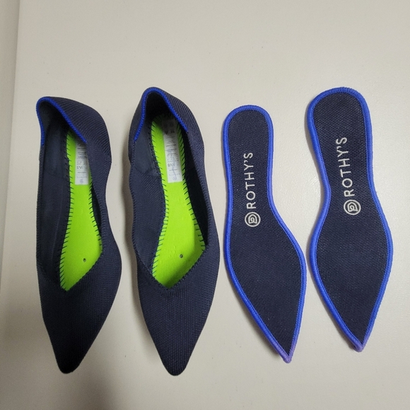 Rothy's The Point Navy Flats Size W8. - Picture 9 of 11